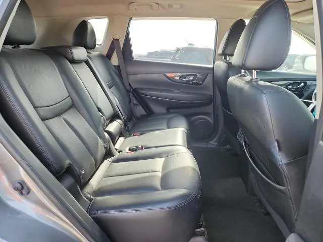 2017 NISSAN ROGUE SL  