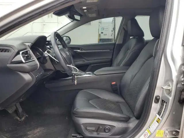 2018 TOYOTA CAMRY XSE  