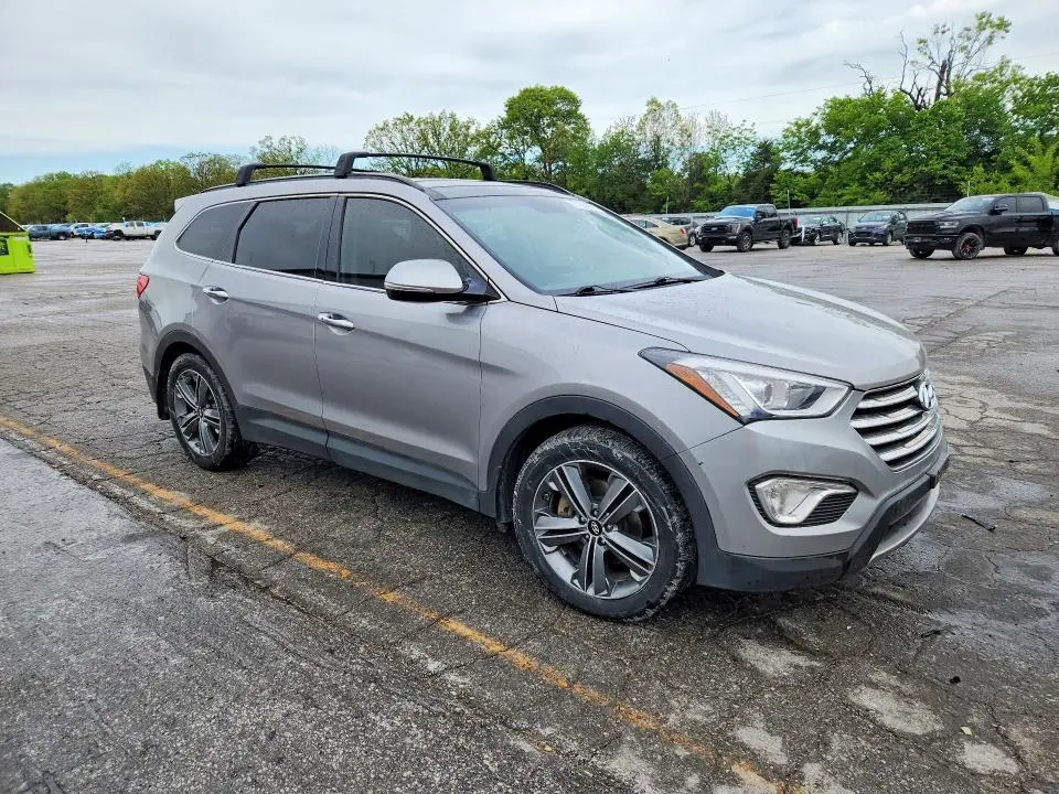 2016 HYUNDAI SANTA FE SE  