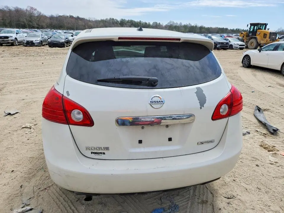 2013 NISSAN ROGUE S  