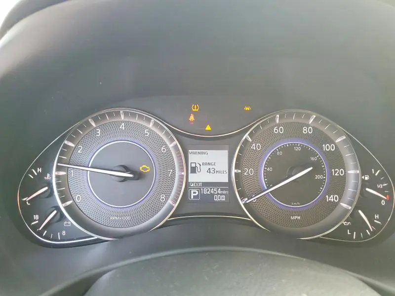 2017 INFINITI QX80 BASE  