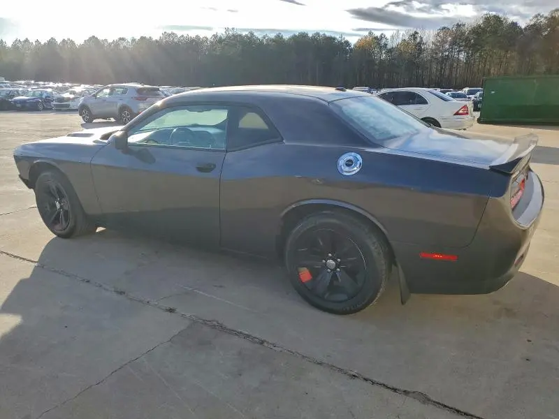 2018 DODGE CHALLENGER SXT  