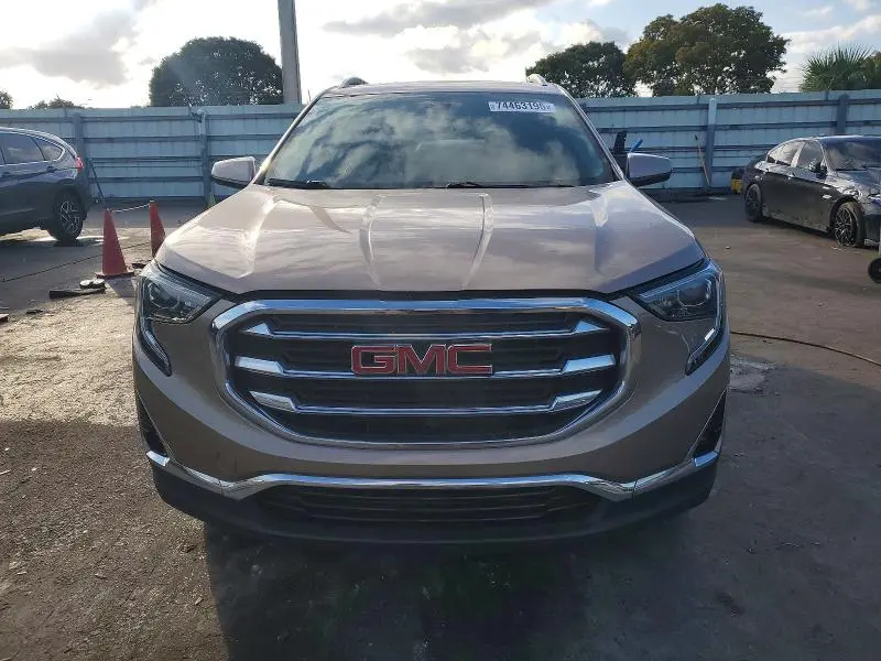 2018 GMC TERRAIN SLT  