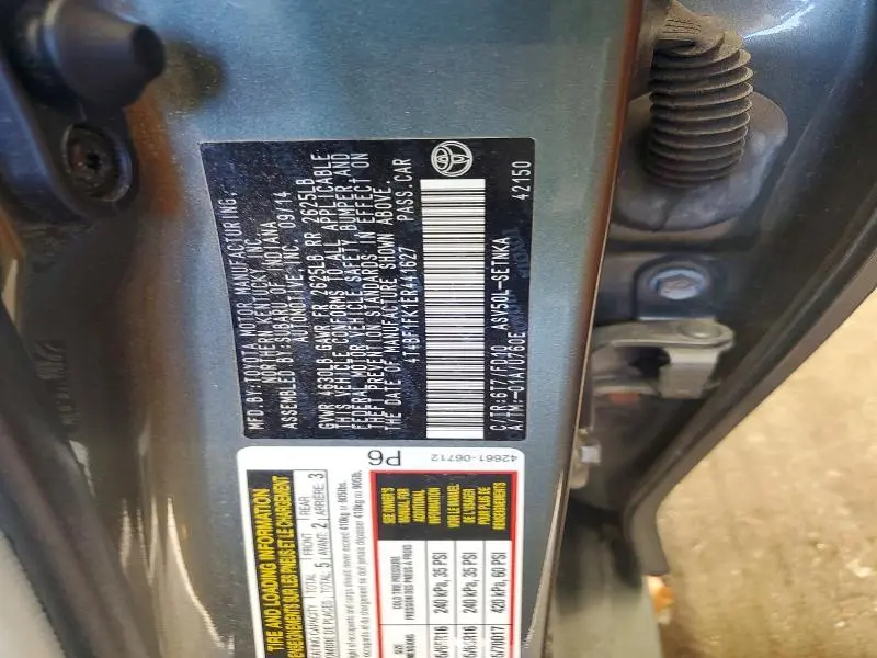 2014 TOYOTA CAMRY LE  