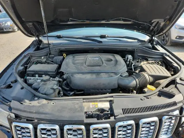 2017 JEEP GRAND CHEROKEE OVERLAND  