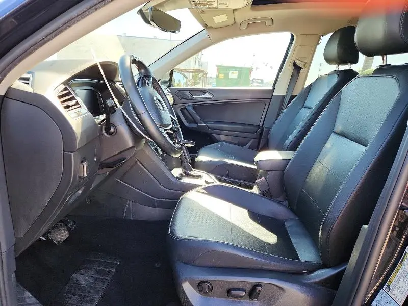 2020 VOLKSWAGEN TIGUAN SE  