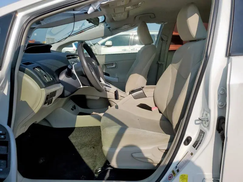 2013 TOYOTA PRIUS   