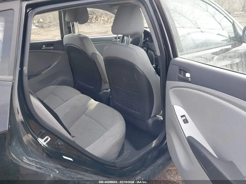 2015 HYUNDAI ACCENT GS