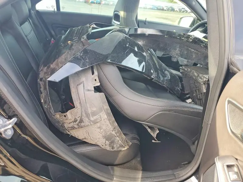 2019 MERCEDES-BENZ CLA 250  