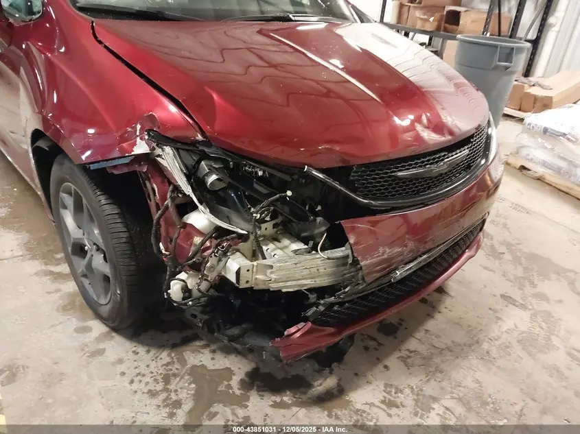 2018 CHRYSLER PACIFICA TOURING L PLUS