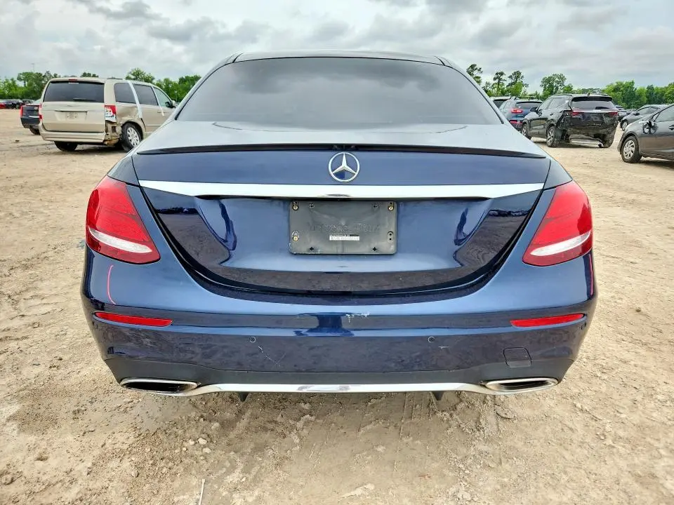 2017 MERCEDES-BENZ E 300 4MATIC  