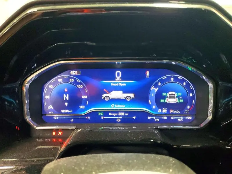 2025 CHEVROLET SILVERADO K1500 LT  
