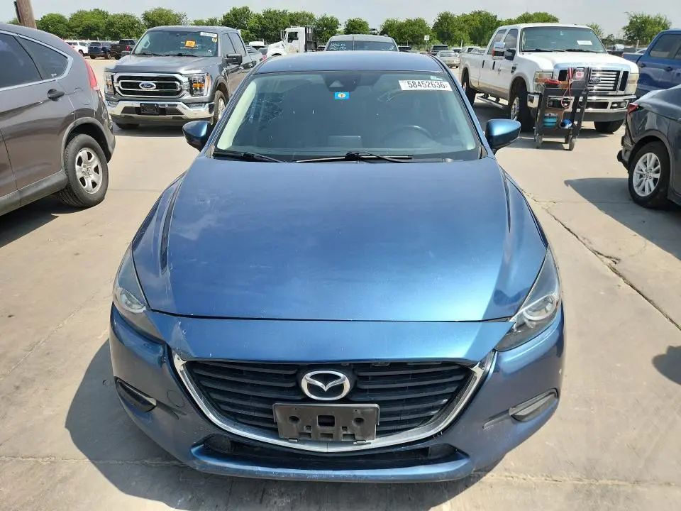 2018 MAZDA 3 TOURING  