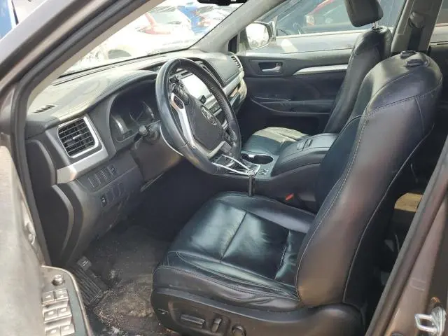 2016 TOYOTA HIGHLANDER XLE