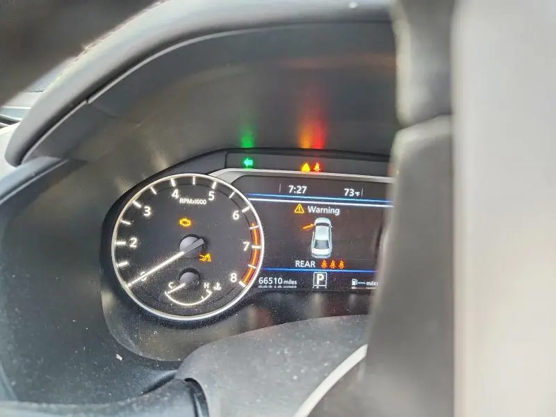 2023 NISSAN ALTIMA SV  