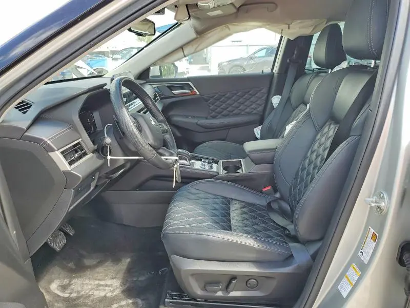 2023 MITSUBISHI OUTLANDER SEL  