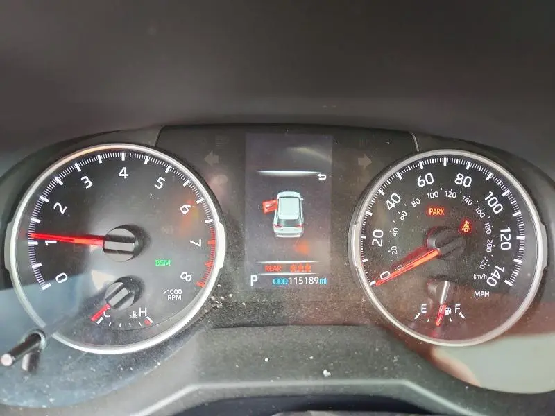 2022 TOYOTA RAV4 XLE  