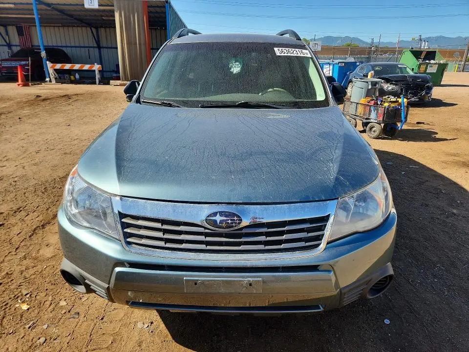 2010 SUBARU FORESTER XS  
