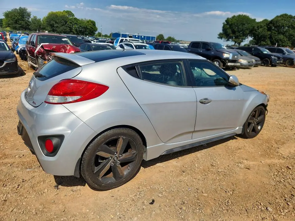 2015 HYUNDAI VELOSTER TURBO  