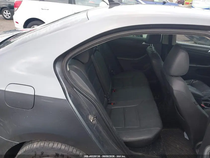 2012 VOLKSWAGEN JETTA 2.5L SE