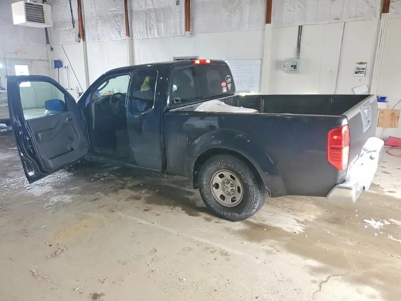 2011 NISSAN FRONTIER S  