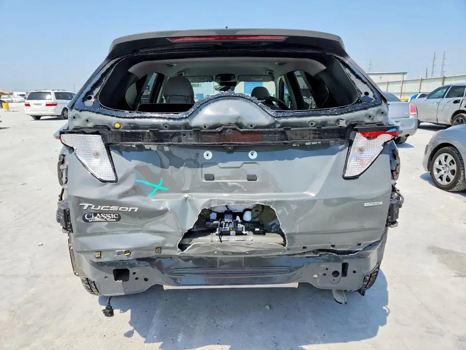 2025 HYUNDAI TUCSON SEL  