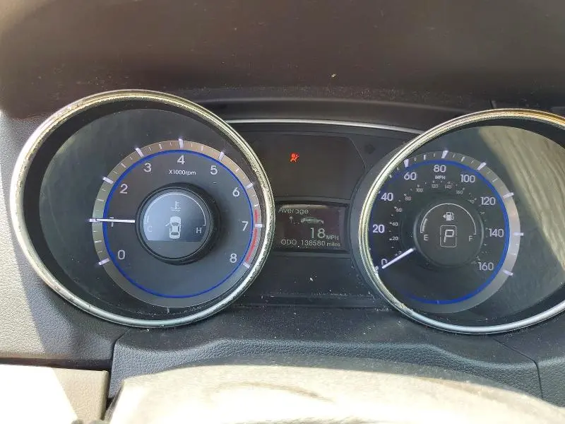 2011 HYUNDAI SONATA GLS  