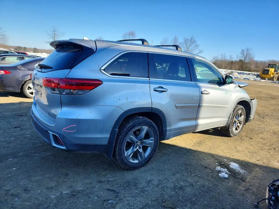 2019 TOYOTA HIGHLANDER LIMITED  