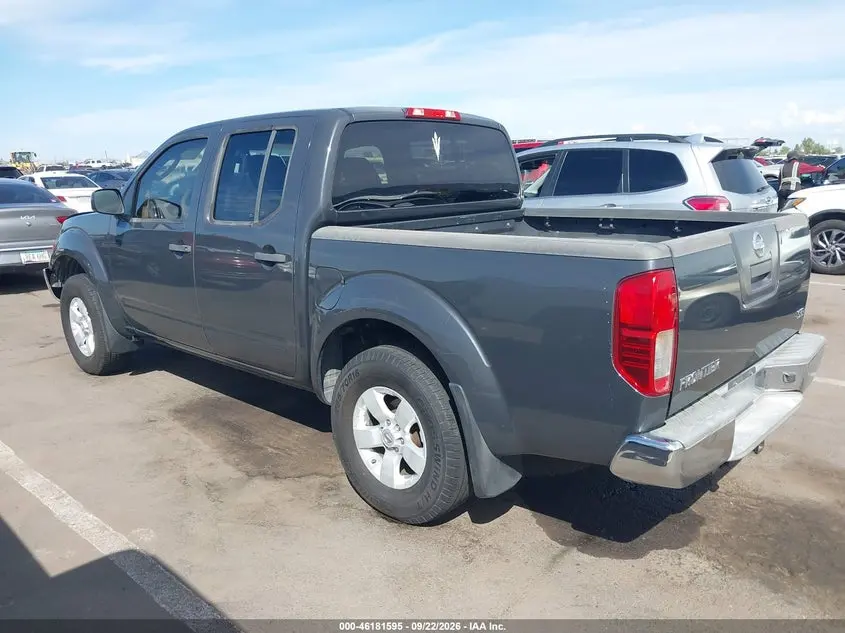2010 NISSAN FRONTIER SE