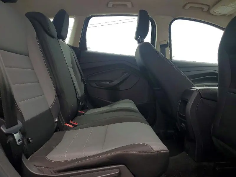 2018 FORD ESCAPE S  