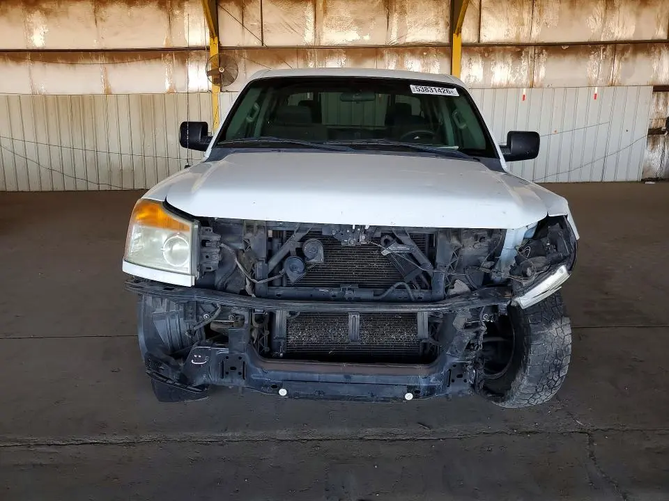 2014 NISSAN TITAN S  