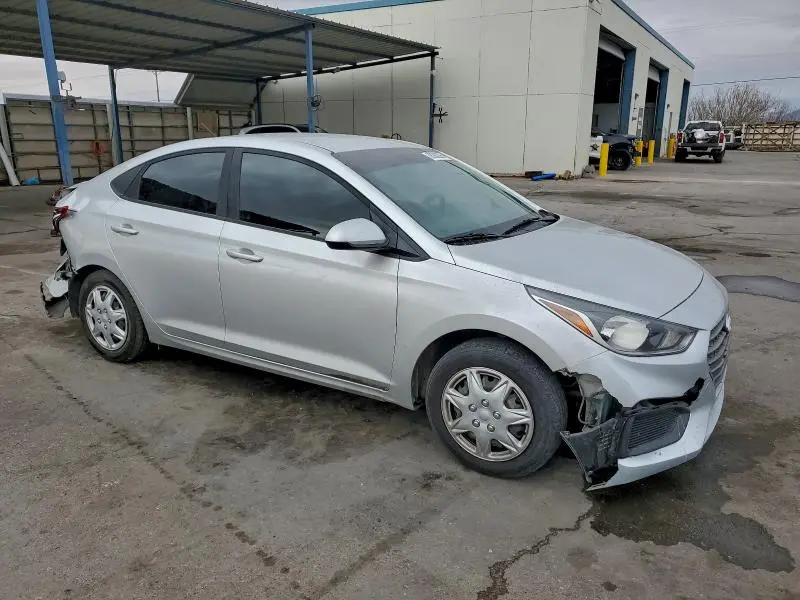 2018 HYUNDAI ACCENT SE  