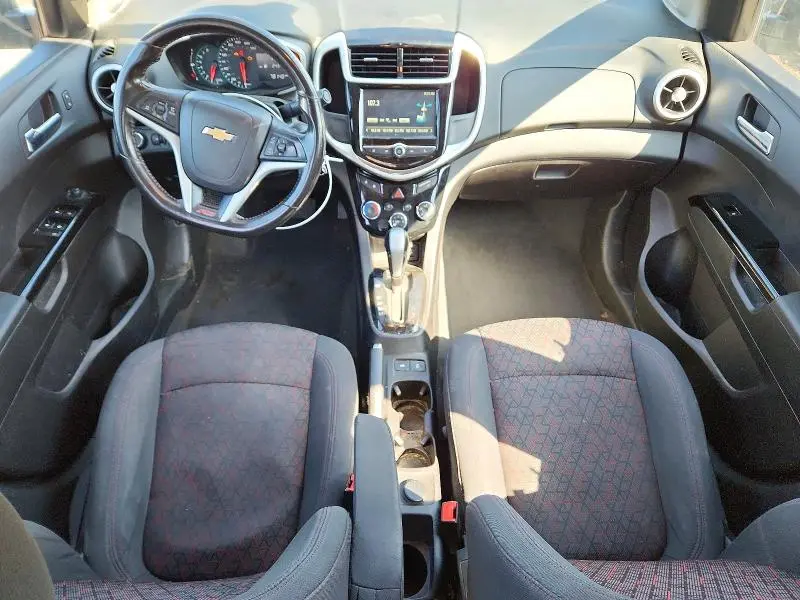 2017 CHEVROLET SONIC LT  