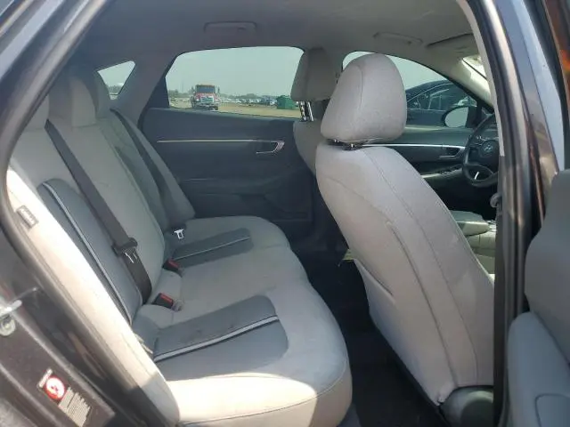 2020 HYUNDAI SONATA SE  