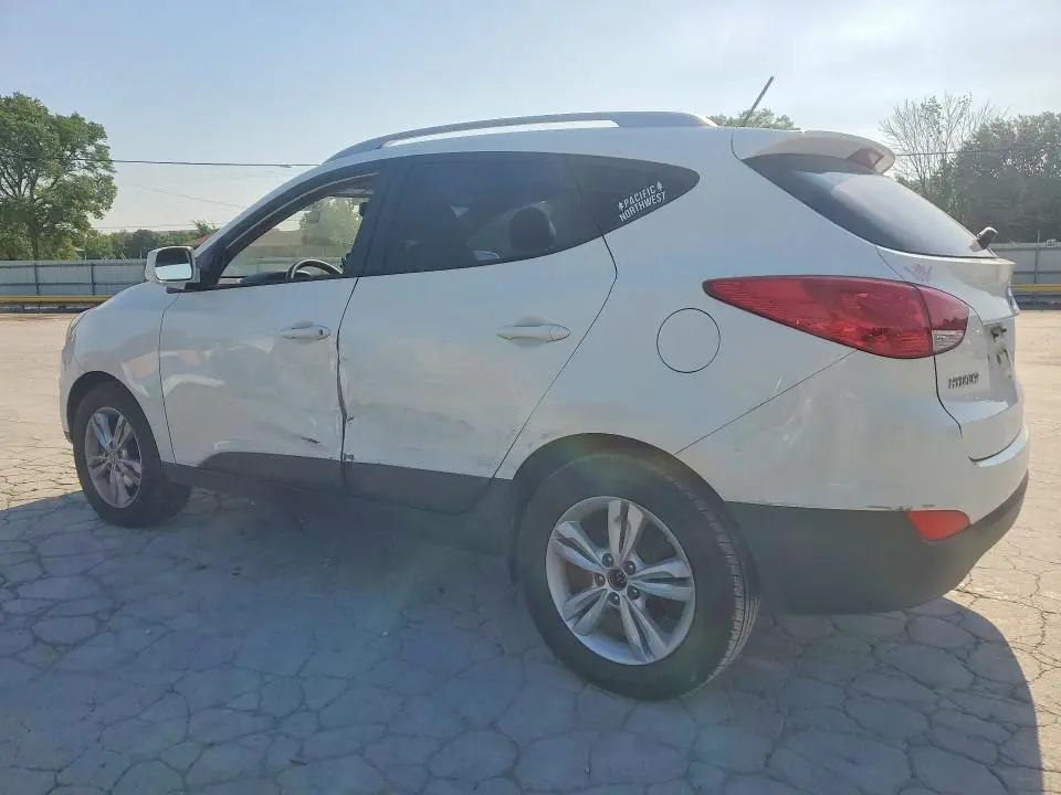2011 HYUNDAI TUCSON GLS  