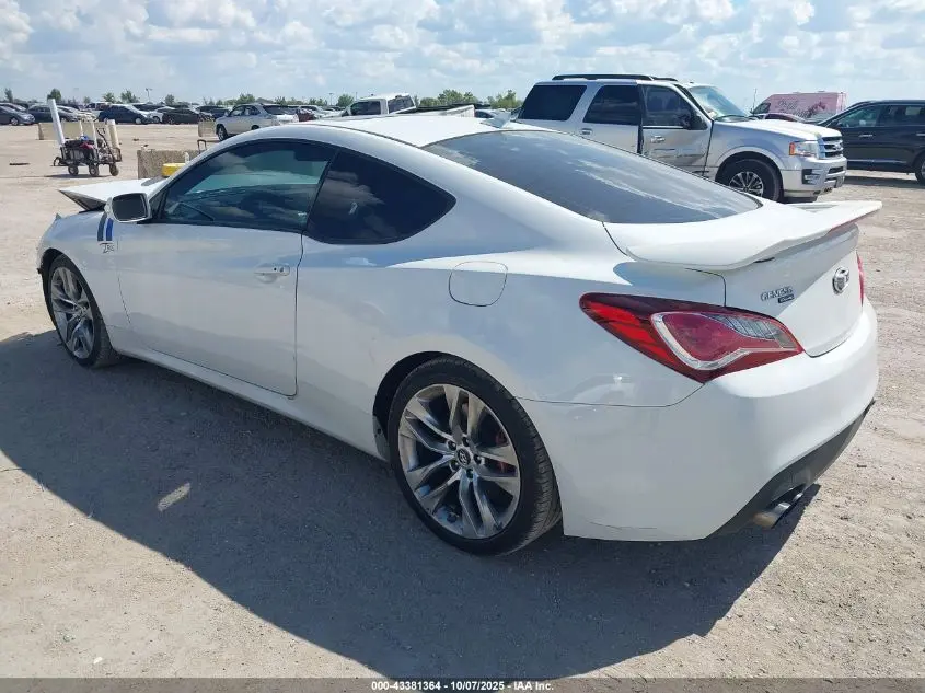 2013 HYUNDAI GENESIS 3.8 TRACK