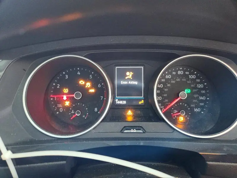 2021 VOLKSWAGEN TIGUAN S  