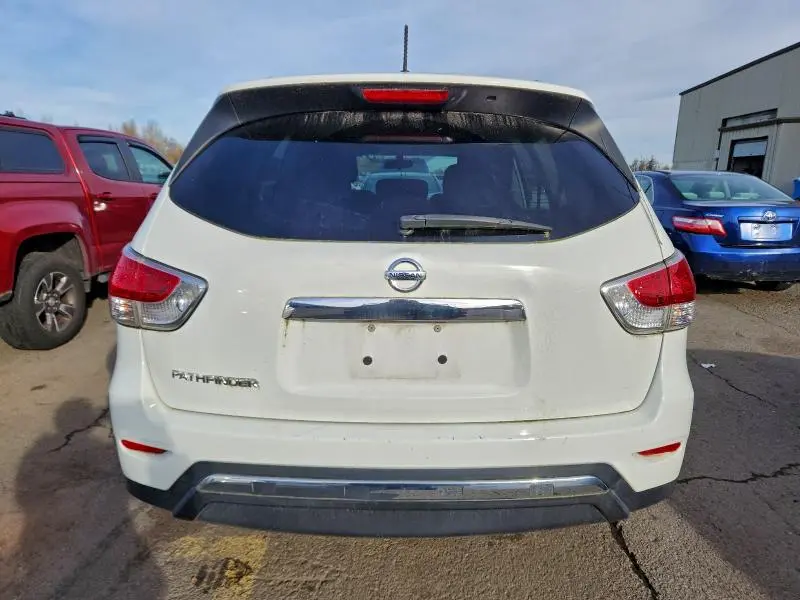 2016 NISSAN PATHFINDER S  