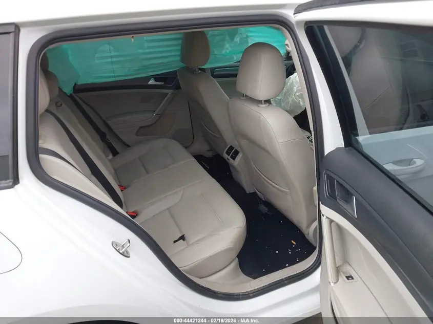 2018 VOLKSWAGEN GOLF SPORTWAGEN TSI S/TSI SE