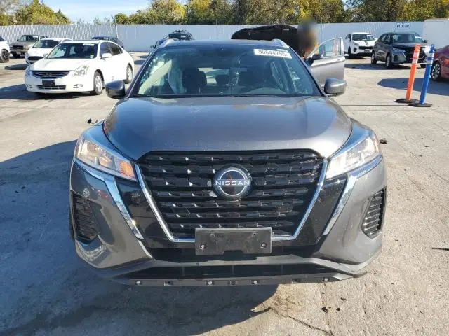 2024 NISSAN KICKS SV  