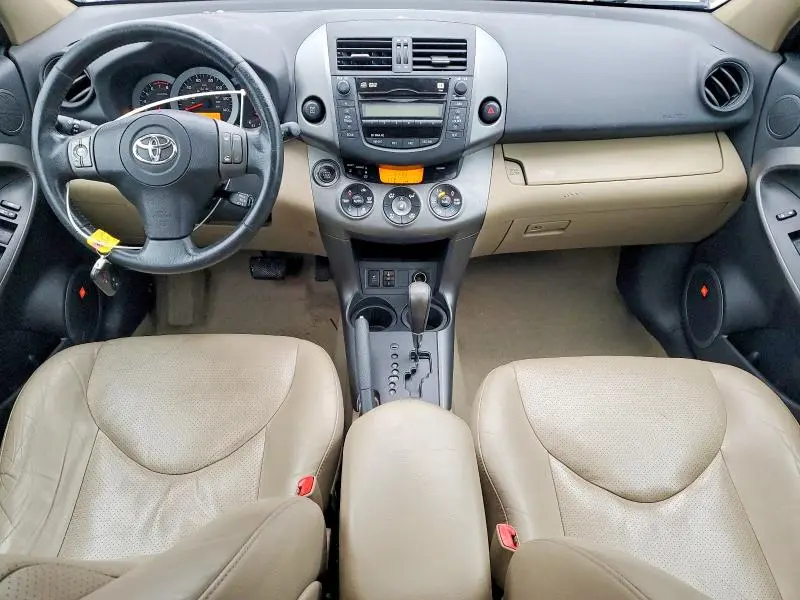 2011 TOYOTA RAV4 LIMITED  