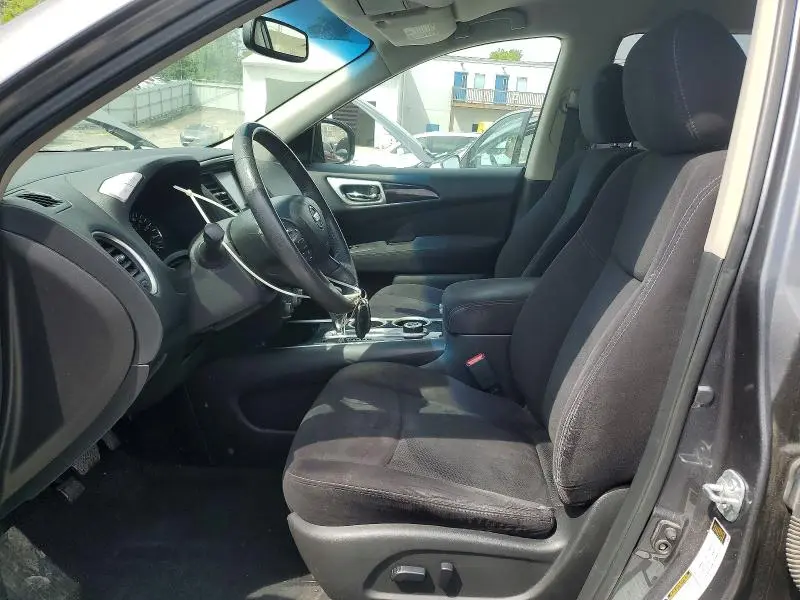 2016 NISSAN PATHFINDER SV  