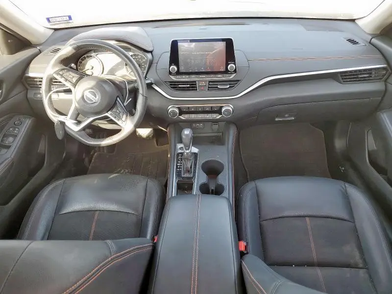 2021 NISSAN ALTIMA SR  