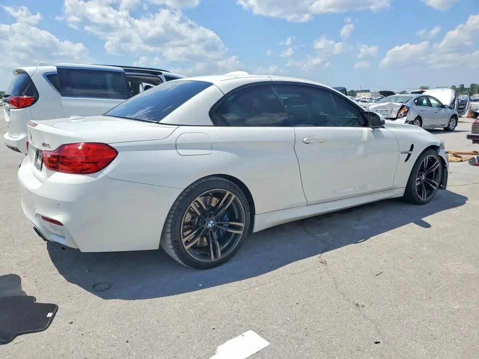 2016 BMW M4   