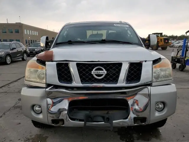 2010 NISSAN TITAN XE  