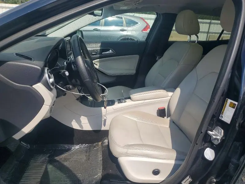 2015 MERCEDES-BENZ GLA 250 4MATIC  