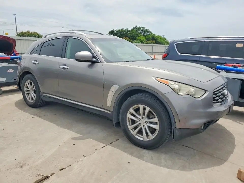 2010 INFINITI FX35 BASE  