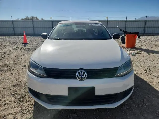 2013 VOLKSWAGEN JETTA BASE  
