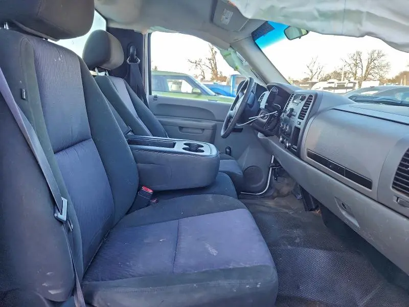 2011 CHEVROLET SILVERADO C1500  