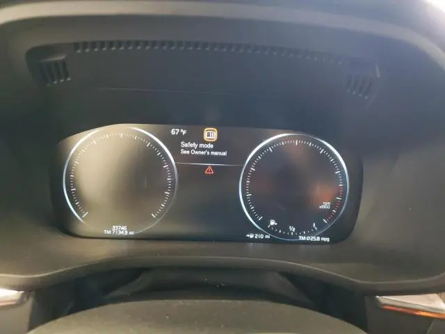 2021 VOLVO XC60 T5 MOMENTUM  
